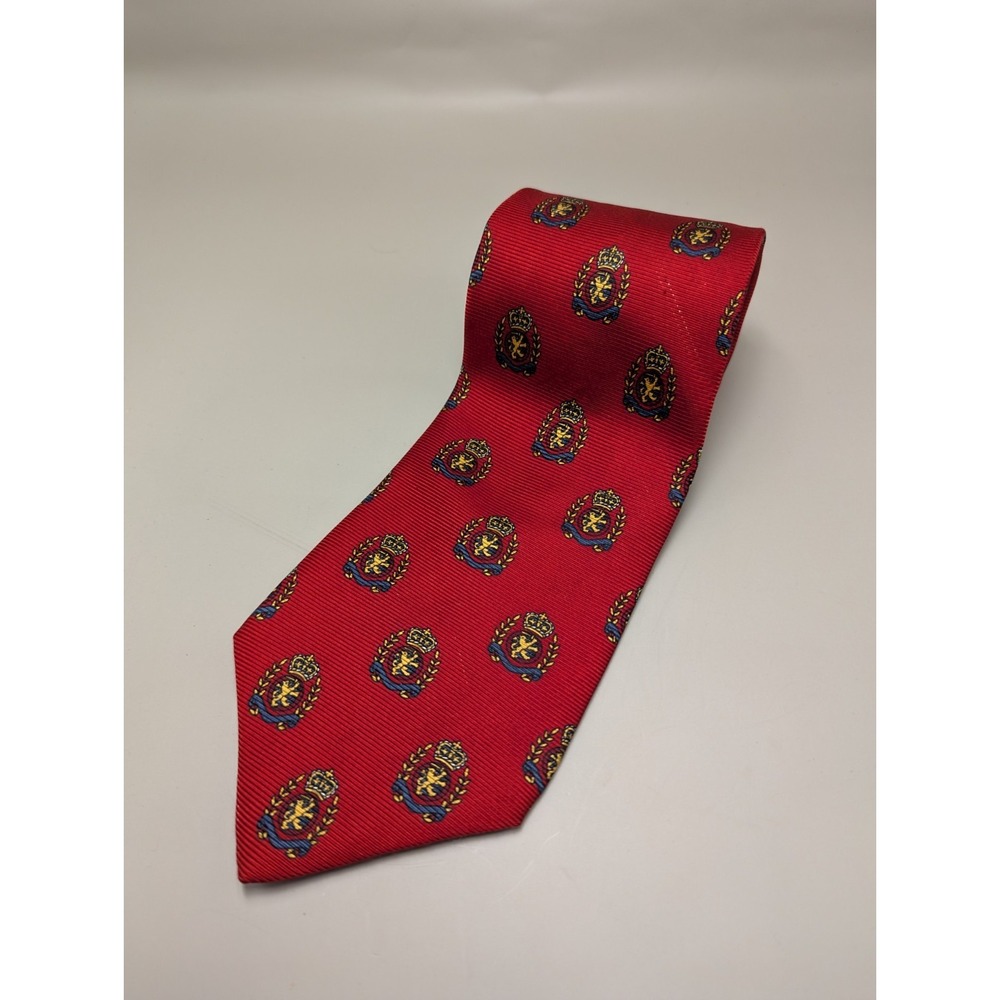 Vintage Tommy Hilfiger Tie Red Crest 100% Italian Silk Made USA Preppy 90s